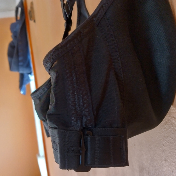 Shock Absorber Firm Support Athletic Racerback Pullover Exercise Bra Sz 36C - Picture 7 of 13